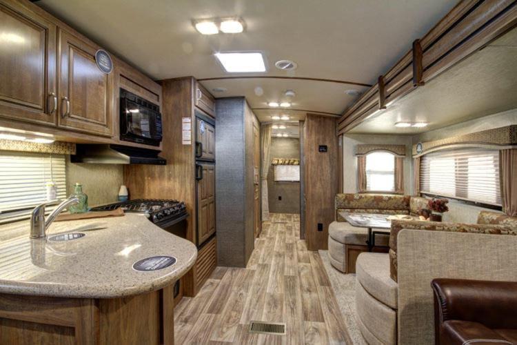 מלון Golden Riverfront Campground מראה חיצוני תמונה