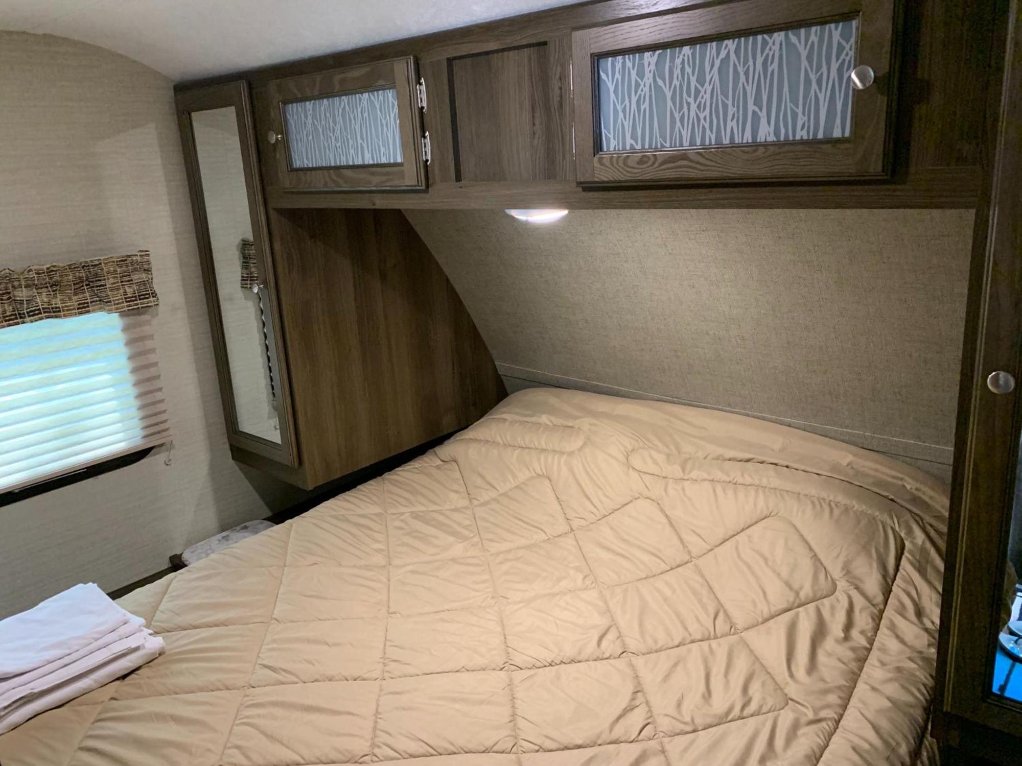 מלון Golden Riverfront Campground מראה חיצוני תמונה
